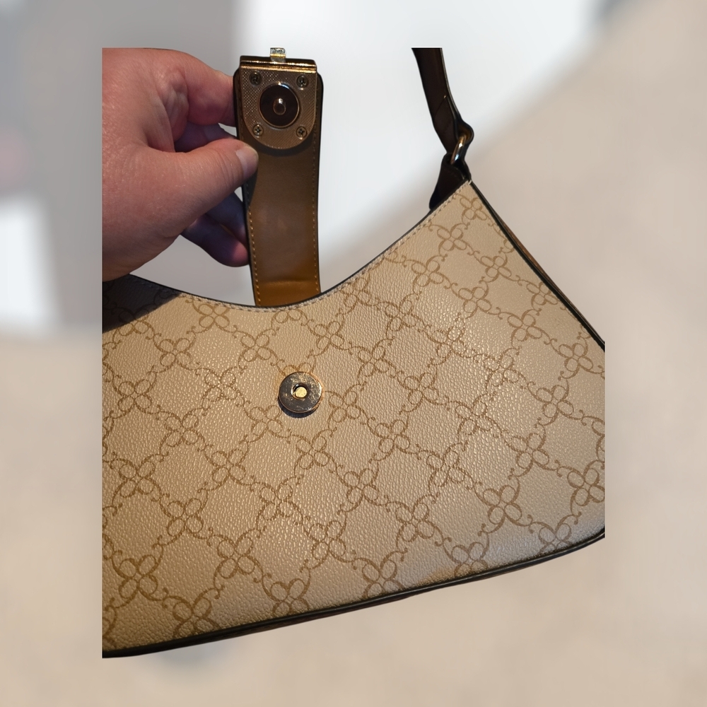 Nine West Multi-purpose Bag-NWOT - Picture 2 of 8